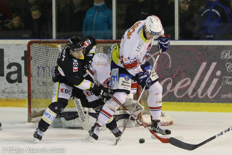 Hazen ferraille dur avec le défenseur tessinois
