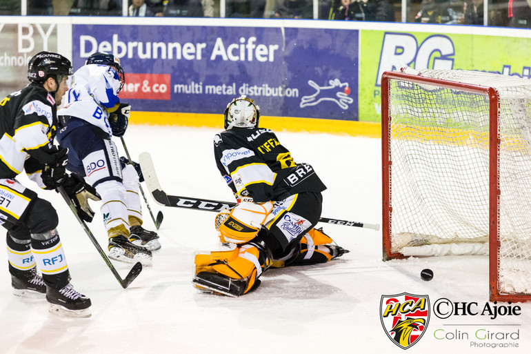 La défense ajoulote en mauvaise posture
