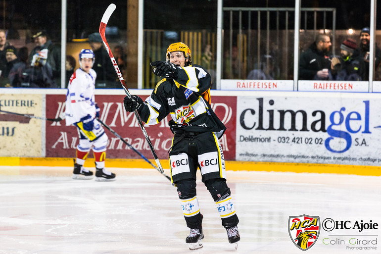 Hazen finit Top Scorer du HCA