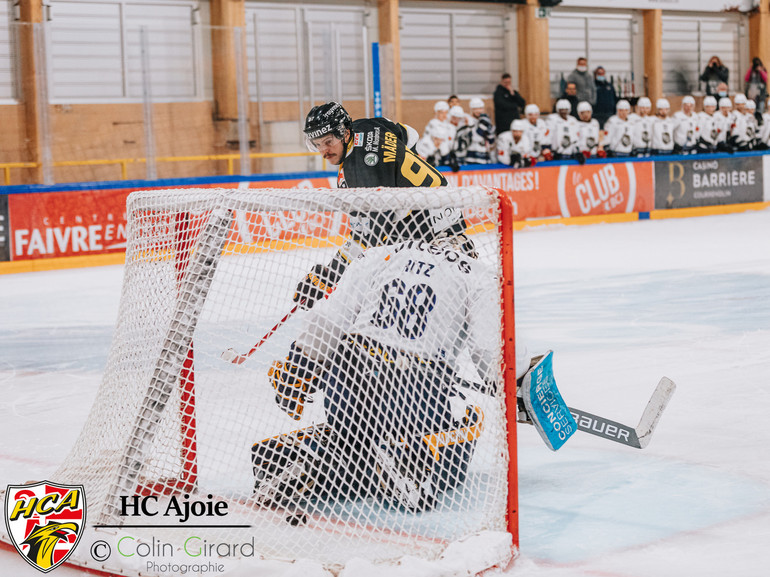 Mäder trompe Ritz et offre la victoire au HCA