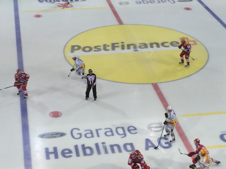 Ajoie débute son championnat 2015/2015 par une défaite.