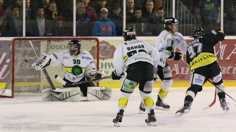 Mäder inscrit le 6-0