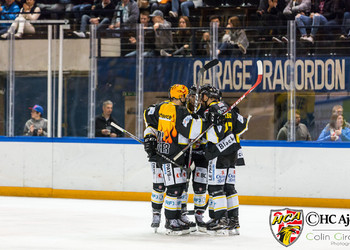 Ajoie déroule contre le HCC